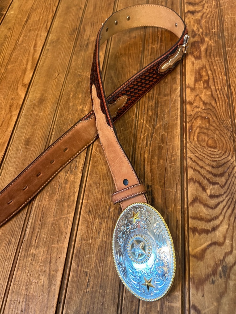 Justin western style belt ornate Brown with large oval silver buckle